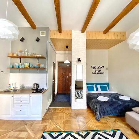 Dreaming Apartments Лвив Екстериор снимка