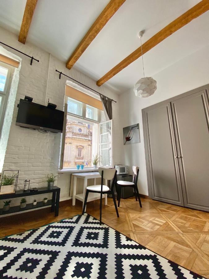 Dreaming Apartments Лвив Екстериор снимка